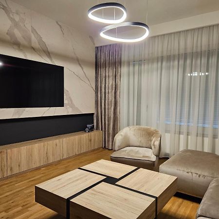 Adav Luxus Apartment 비소코 외부 사진
