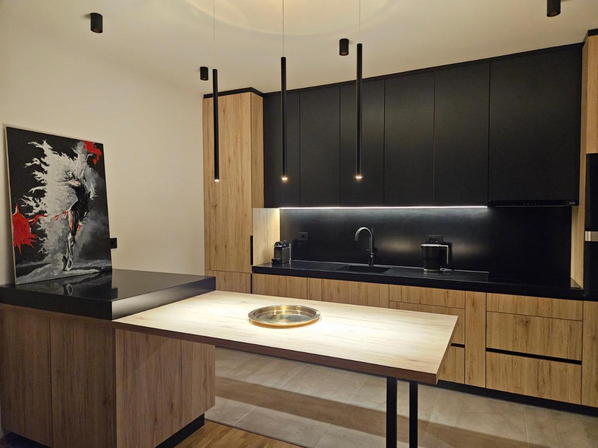 Adav Luxus Apartment 비소코 외부 사진