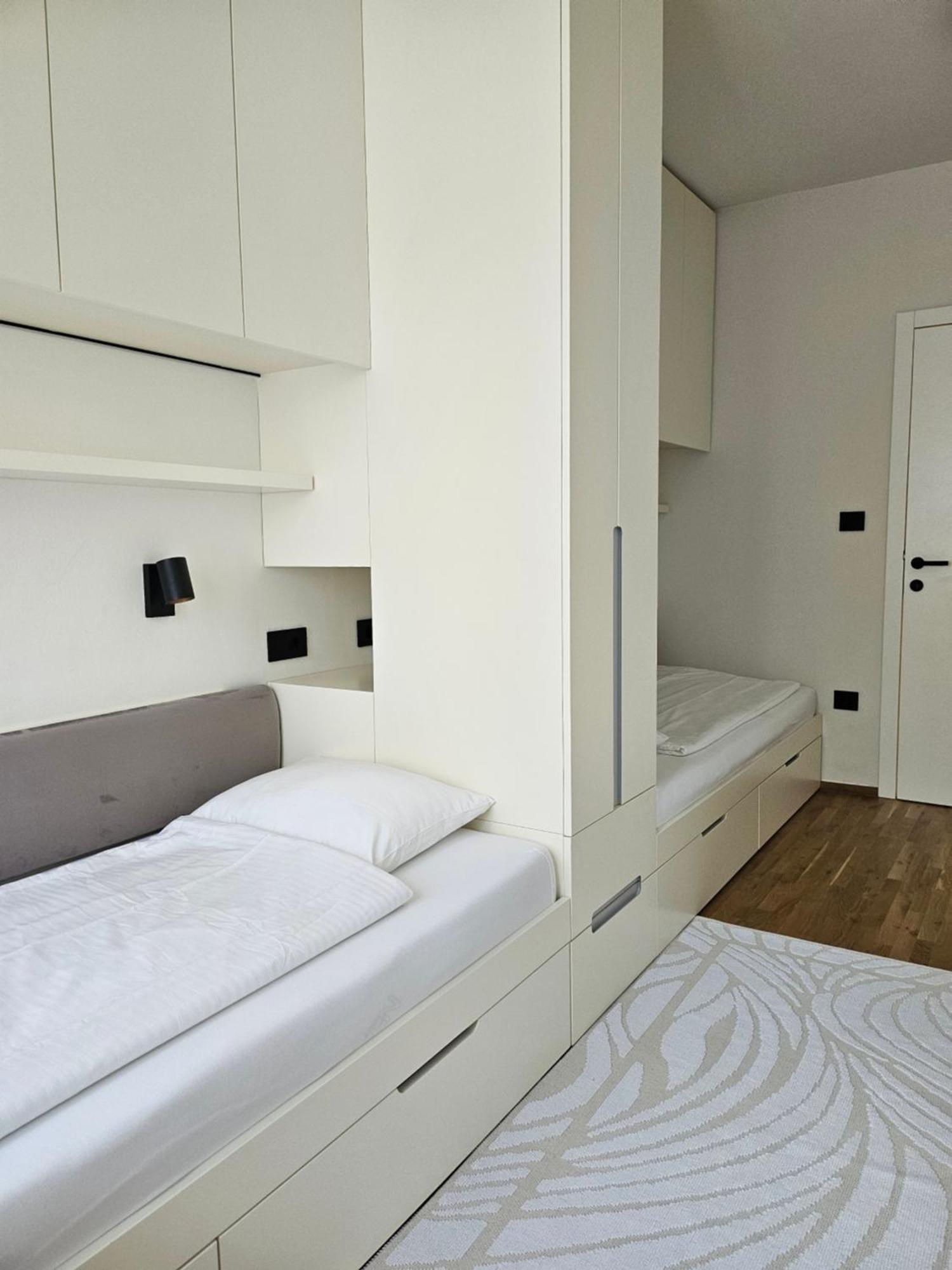 Adav Luxus Apartment 비소코 외부 사진